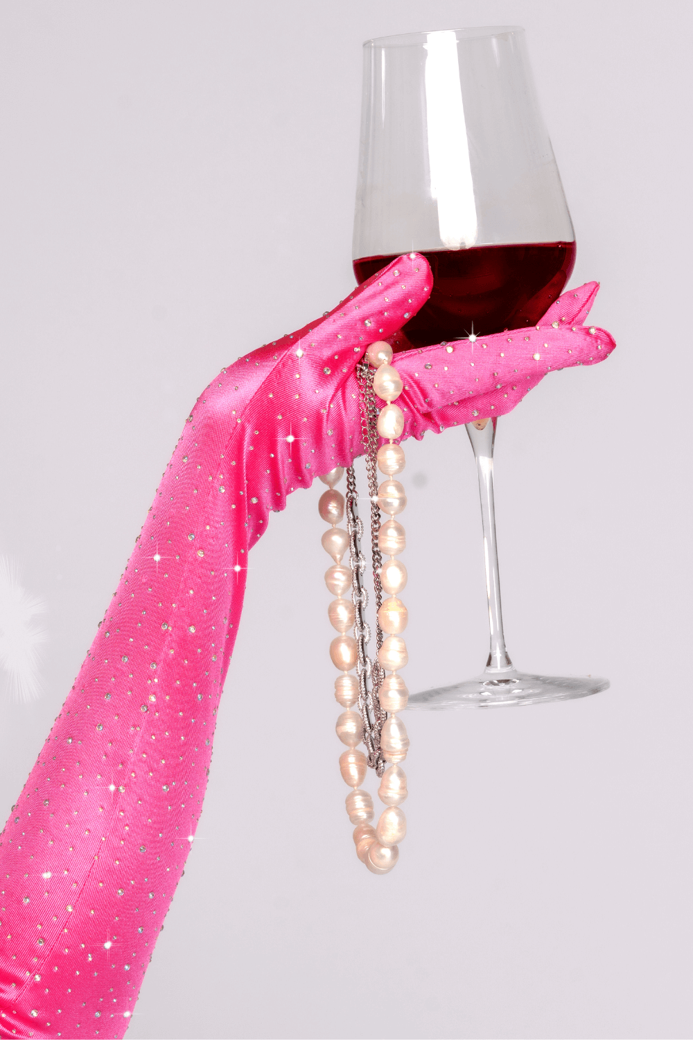 Une paire de gants satinés roses avec strass - Mapalé – Image 3
